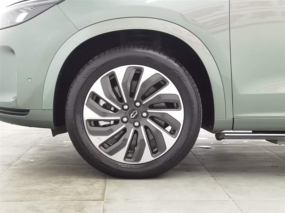 AITO Ask the world M7