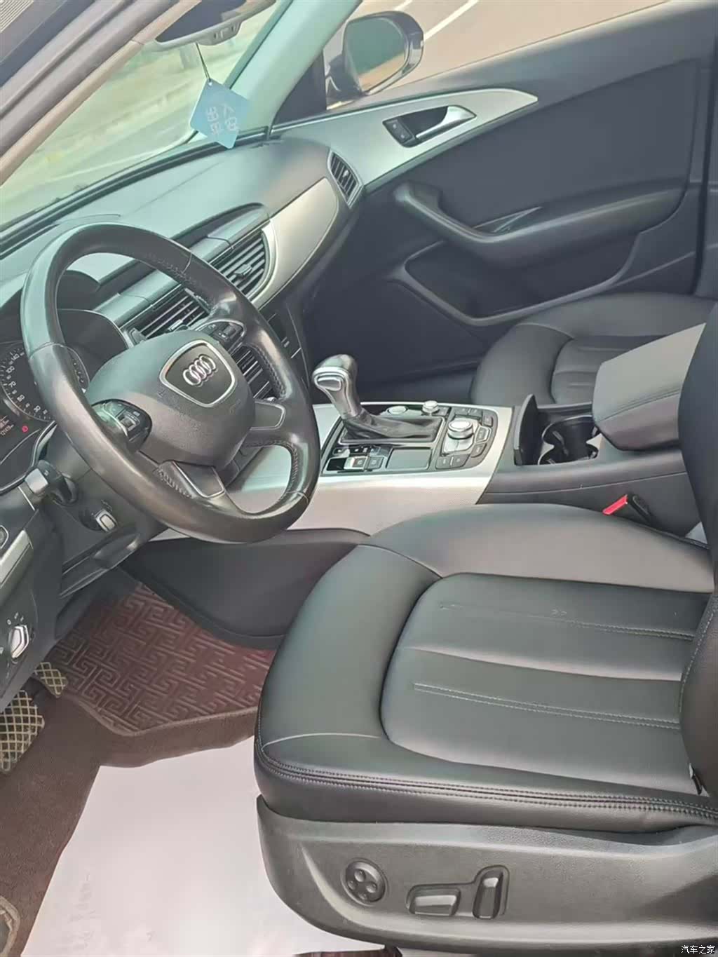 Audi A6L, 2015 10