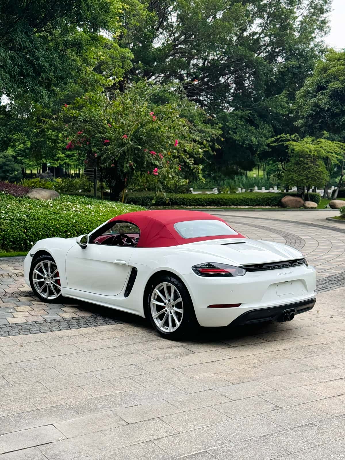 Porsche Boxster, 2018 10