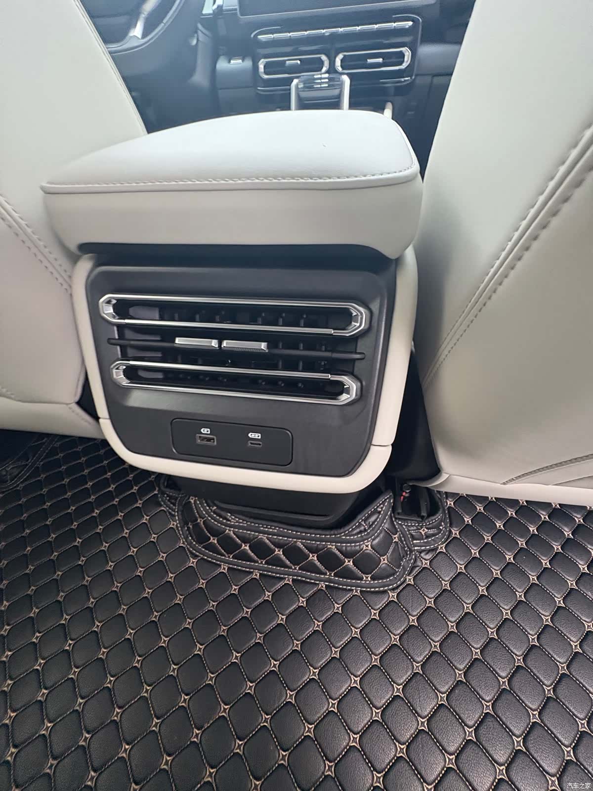 Jetour T1, 2025 16