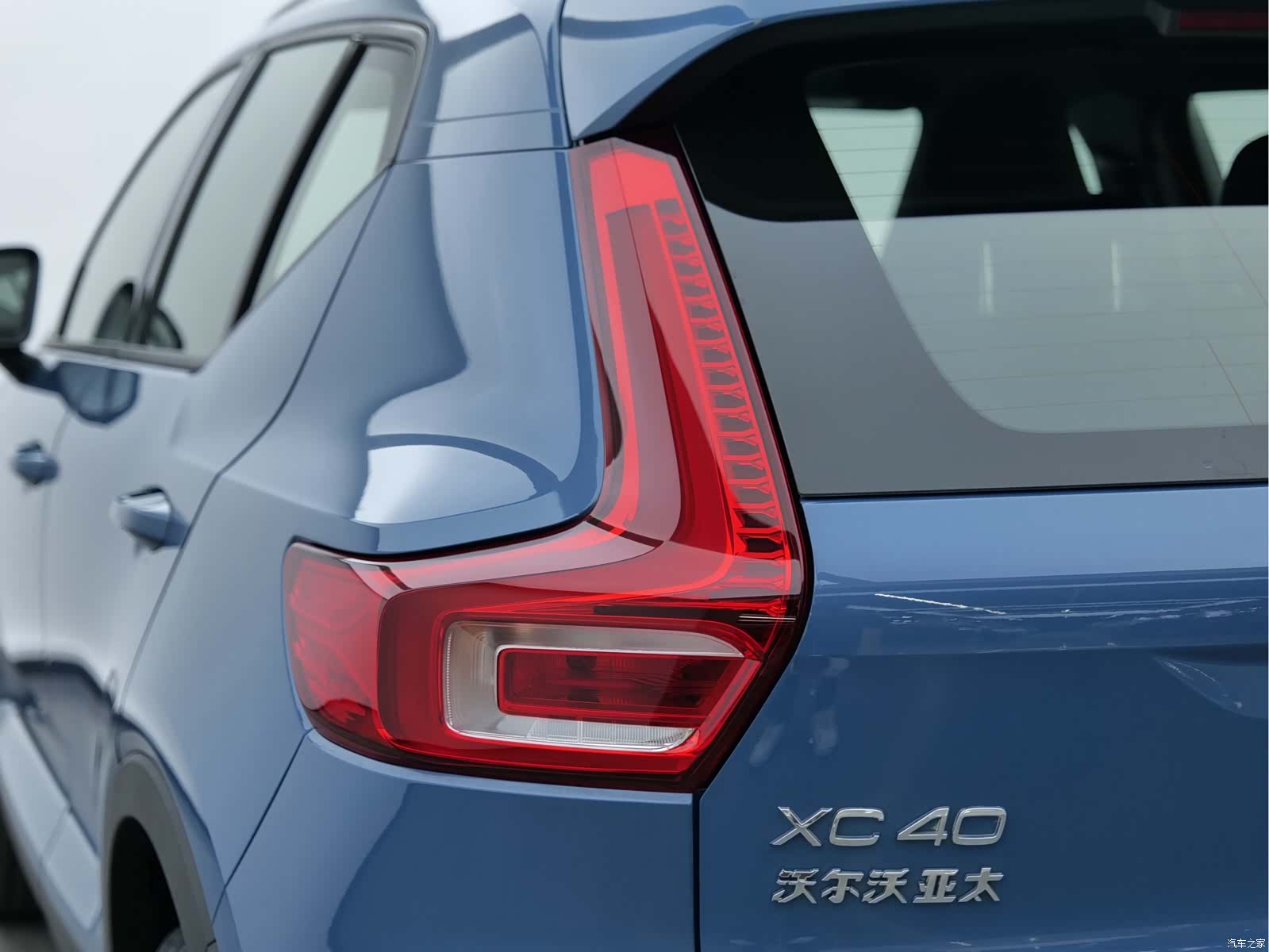 Volvo XC40, 2023 10
