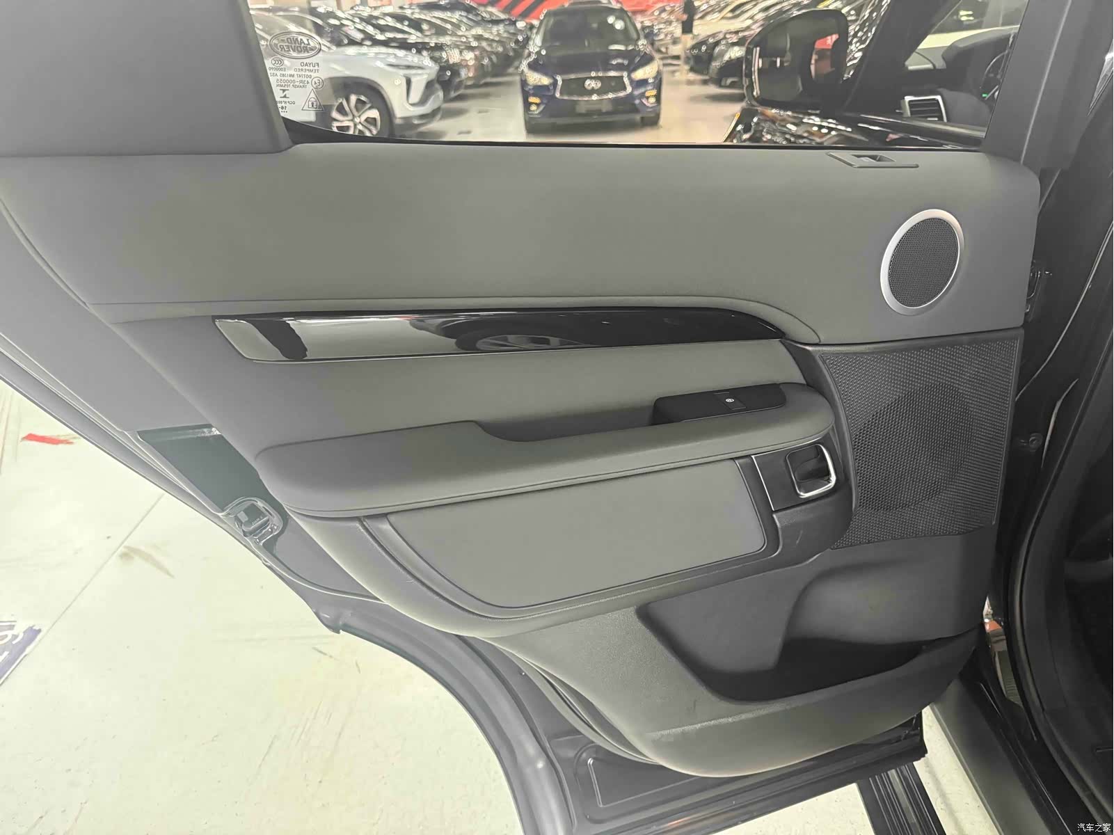 Land Rover Discovery, 2017 13