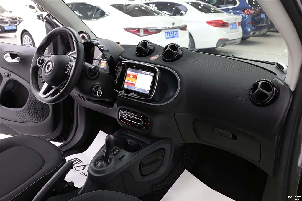 Smart Fortwo, 2018 14