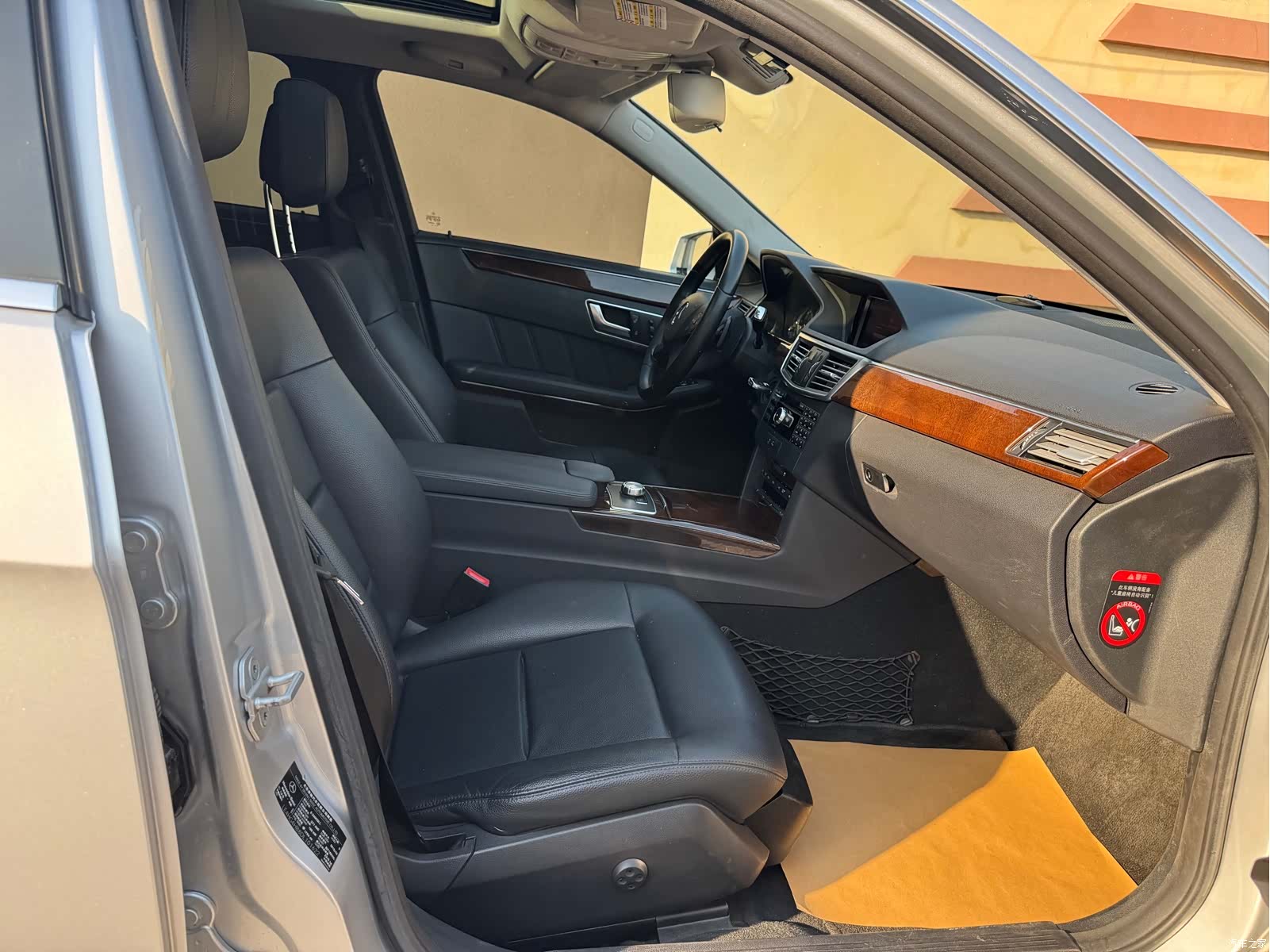 Mercedes-Benz E-Class, 2013 18