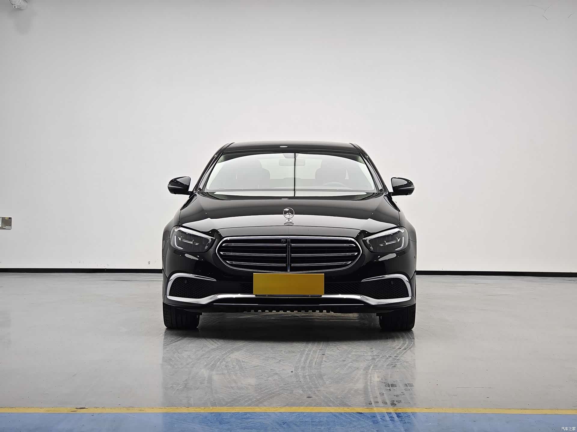 Mercedes-Benz E-Class, 2023 2