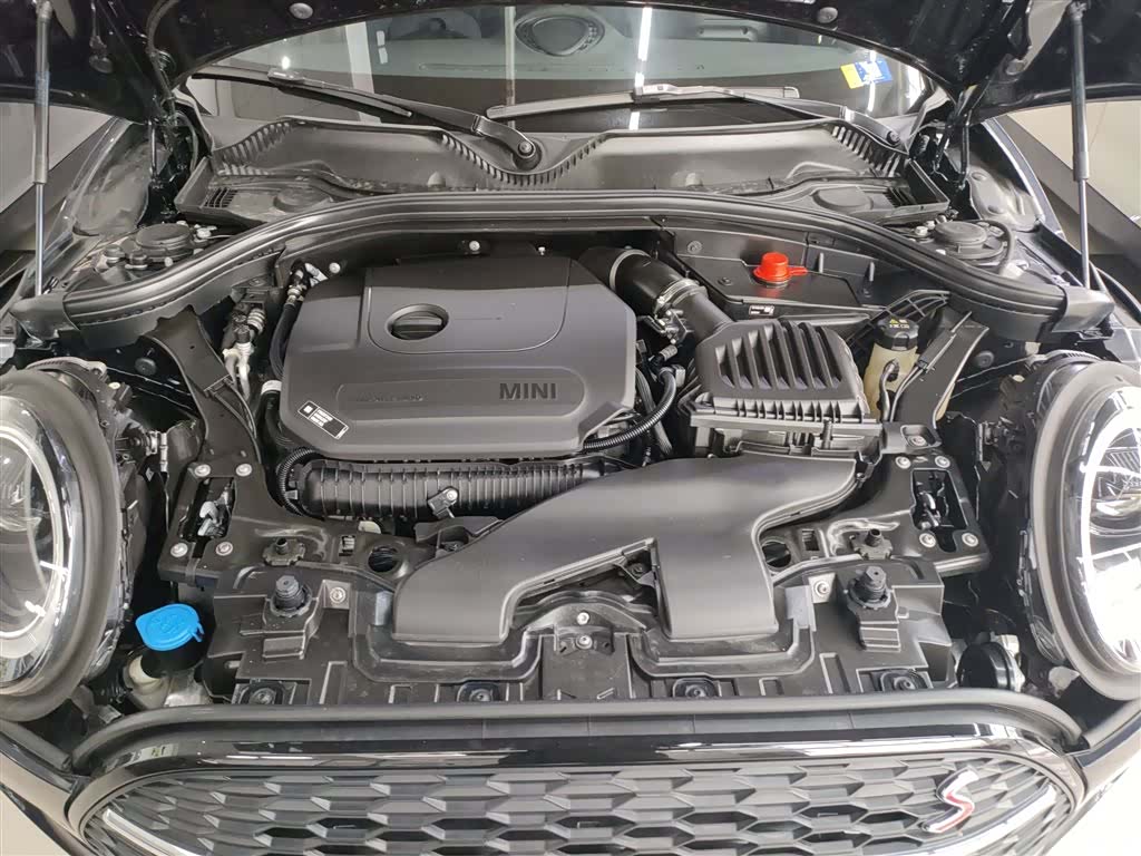 Mini Clubman, 2023 16