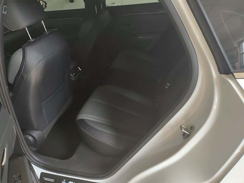 BYD Qin, 2024 17
