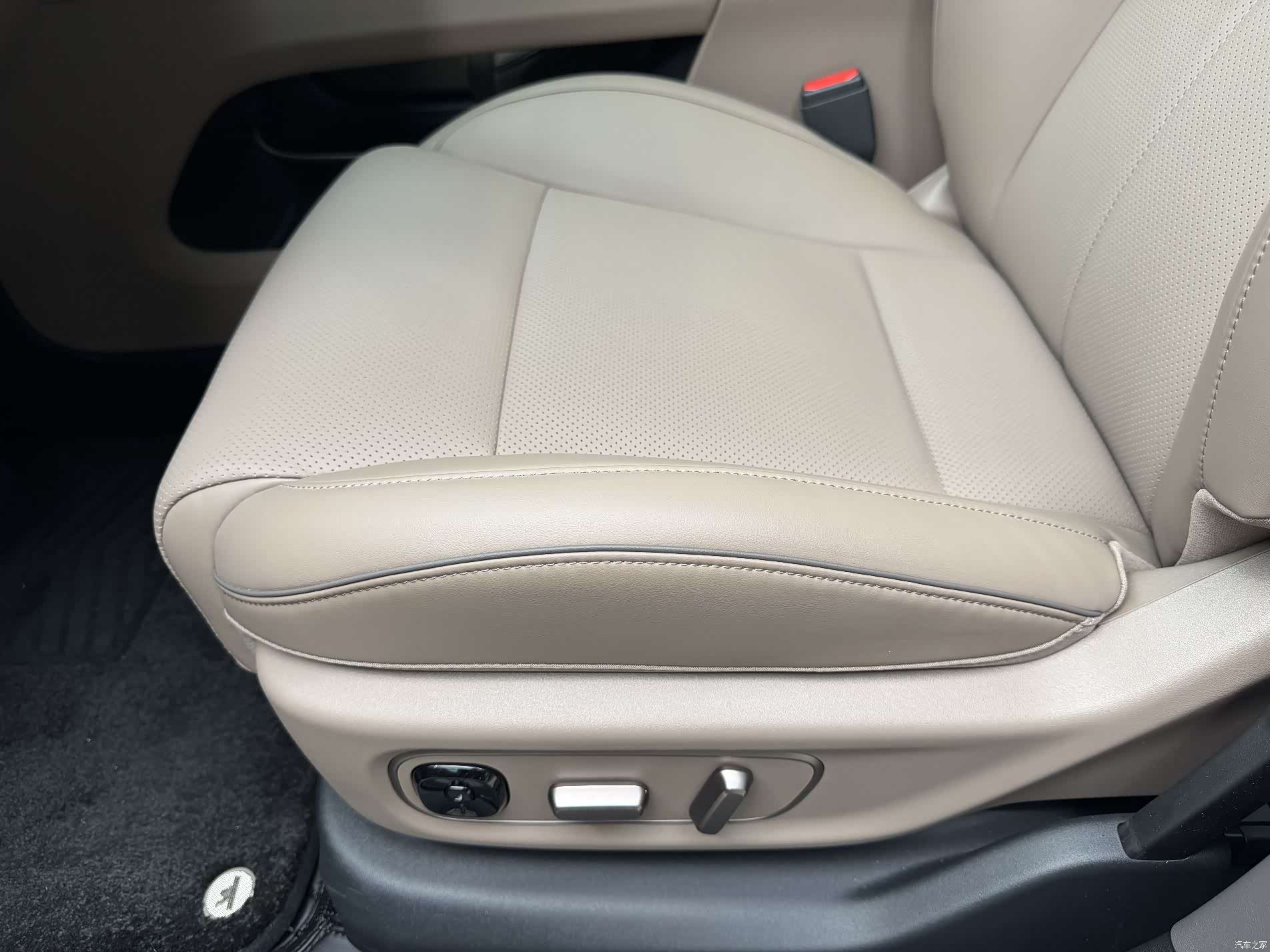 Li Auto i6, 2026 23
