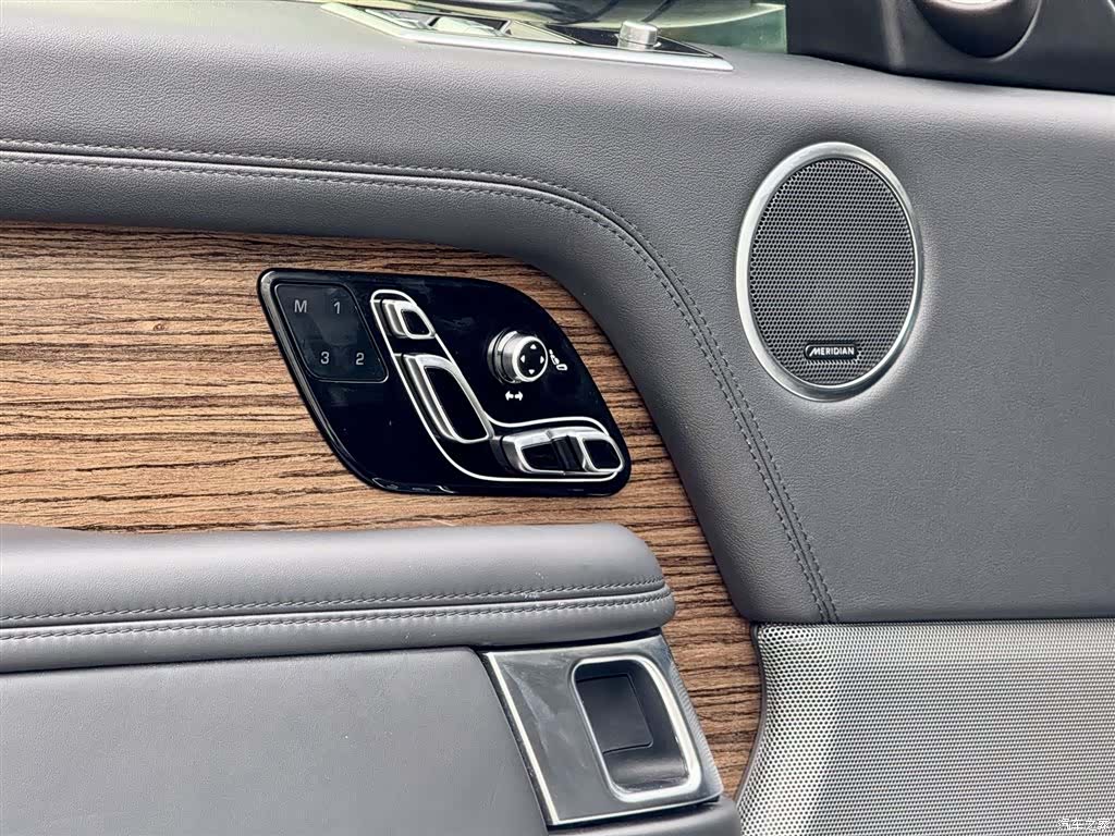 Land Rover Range Rover, 2019 16