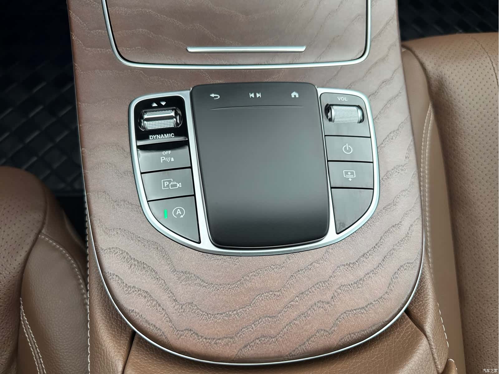 Mercedes-Benz E-Class, 2022 15