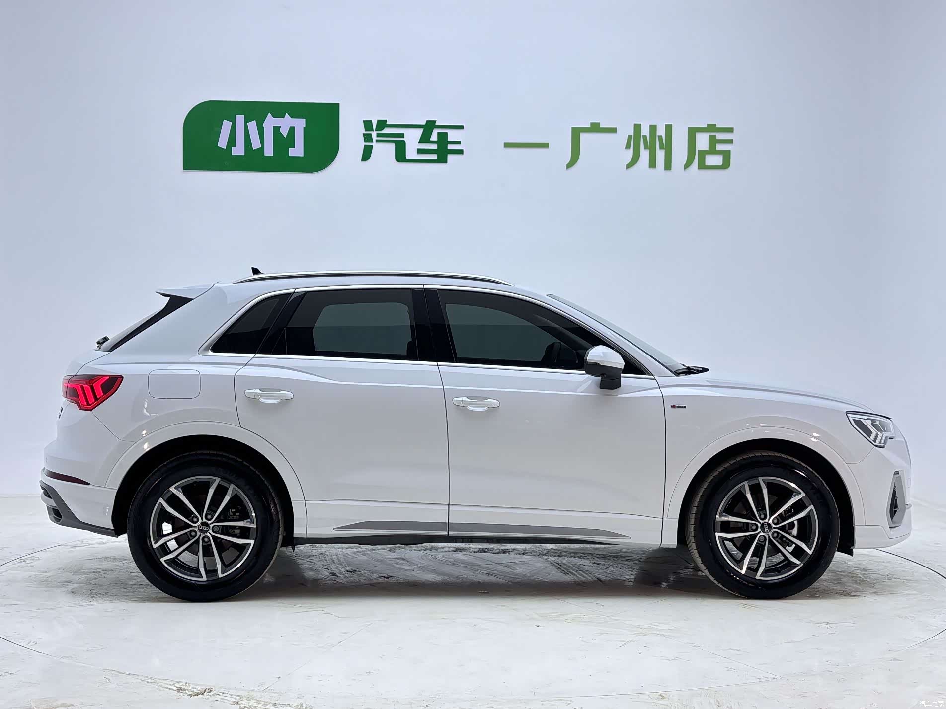 Audi Q3, 2023 6