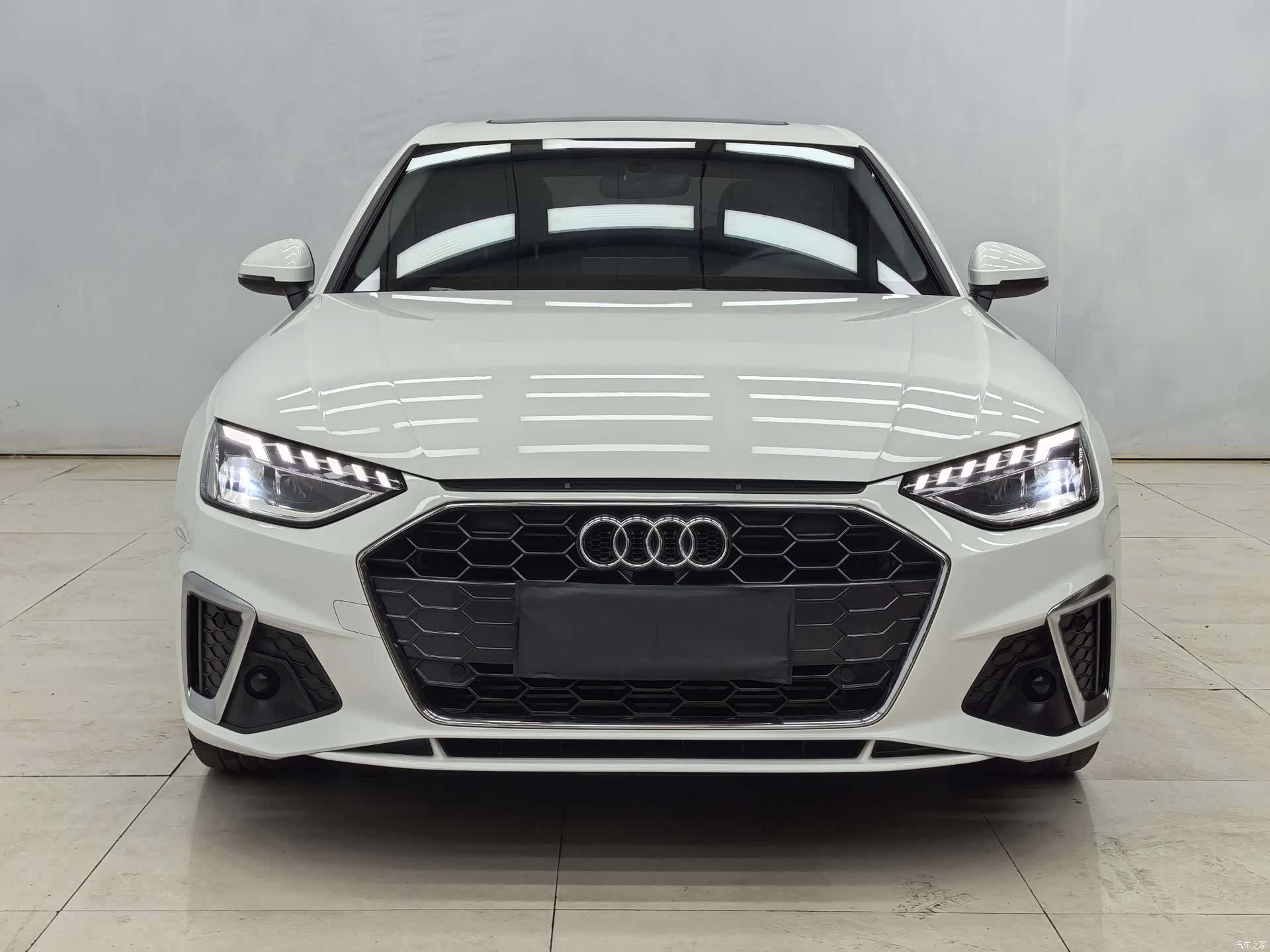Audi A4L, 2022 2