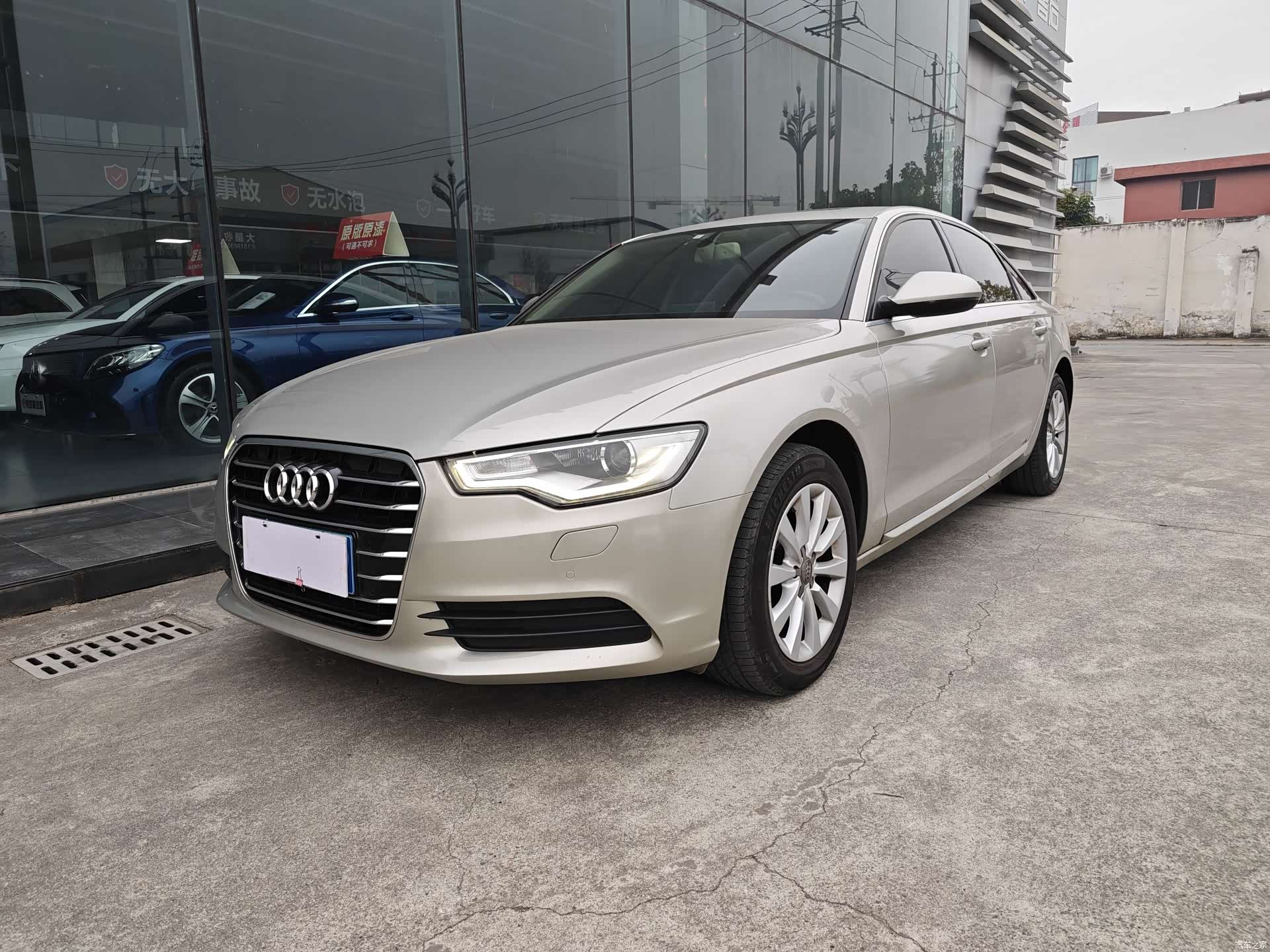 Audi A6L, 2016 1