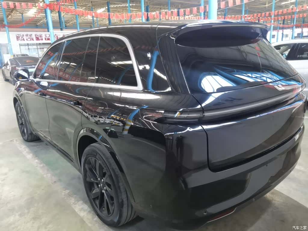 Li Auto L8, 2023 все фото