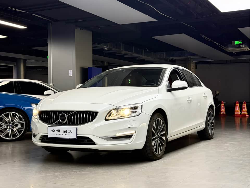 Volvo S60