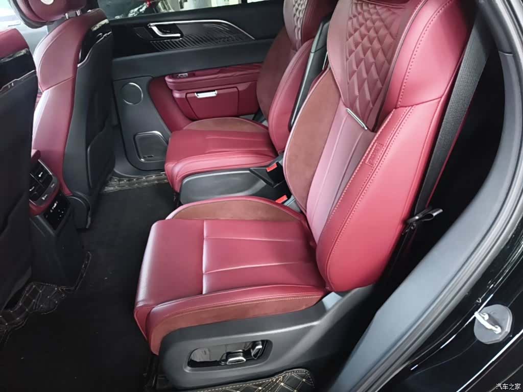 Hongqi E-HS9, 2023 17