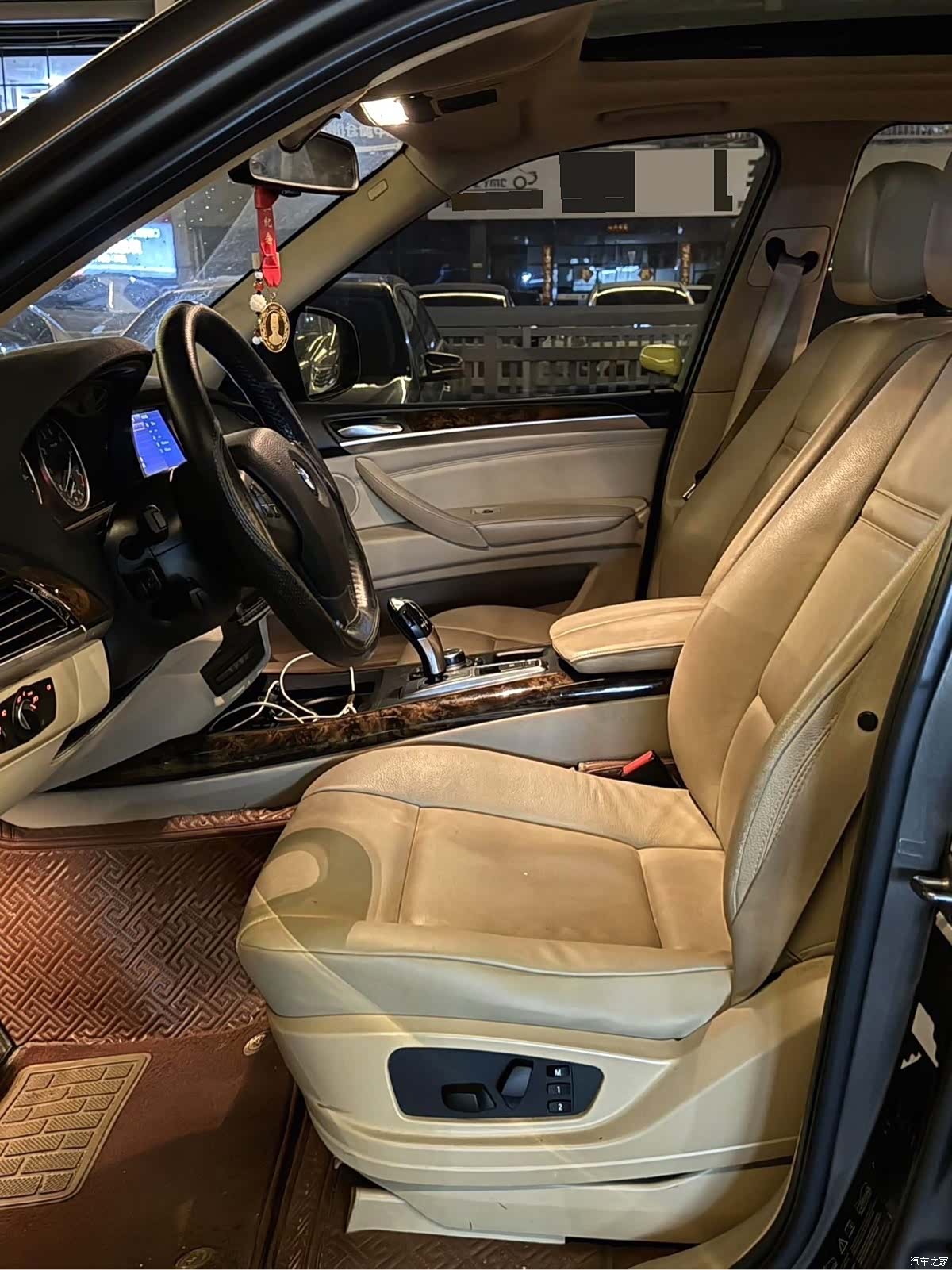 BMW X5, 2012 8