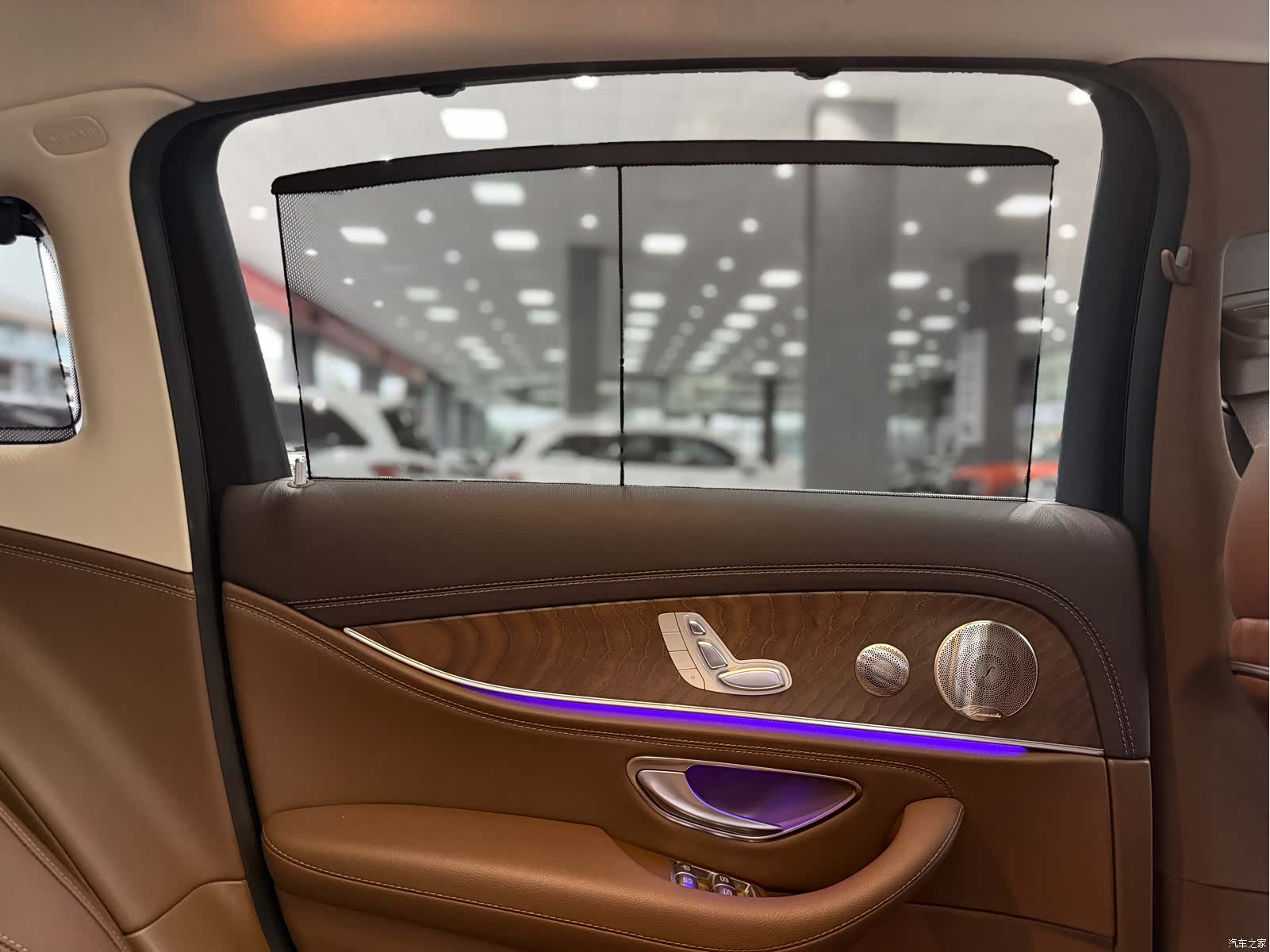 Mercedes-Benz E-Class, 2022 10