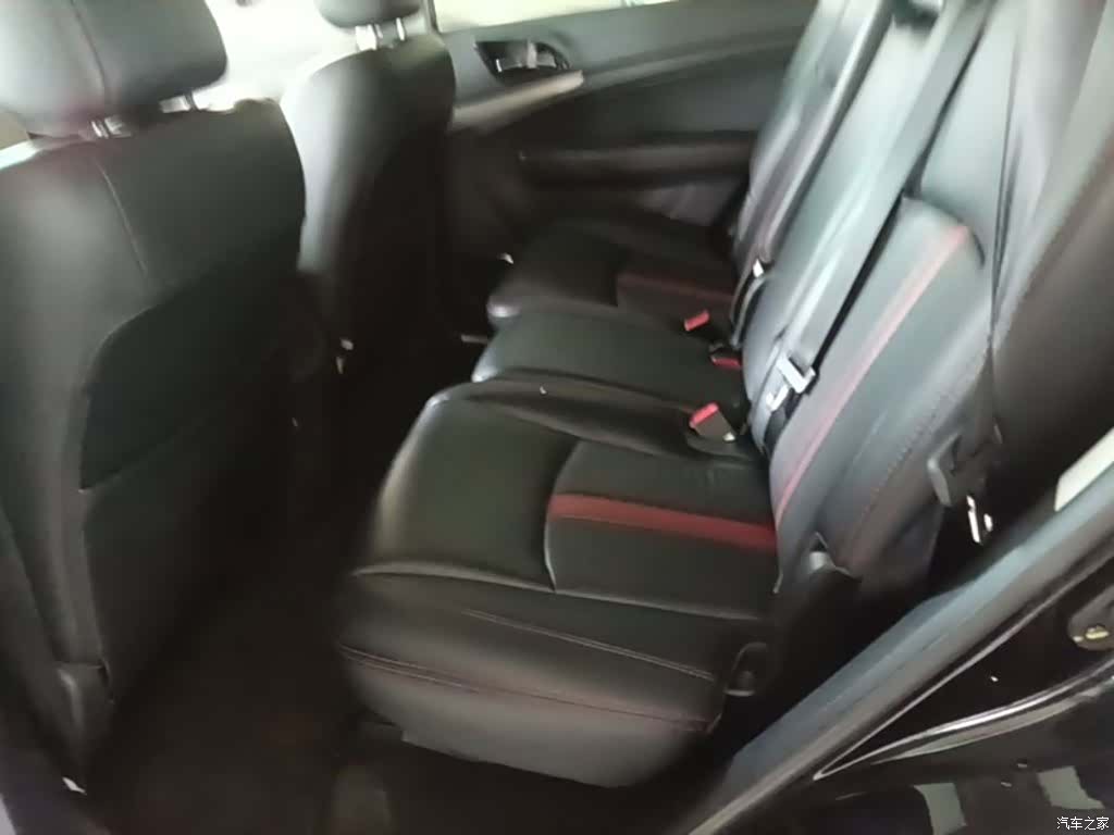 BYD S7, 2014 17