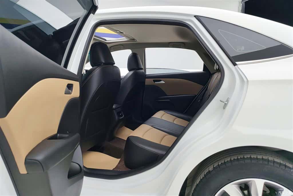 Chevrolet 320, 2022 11