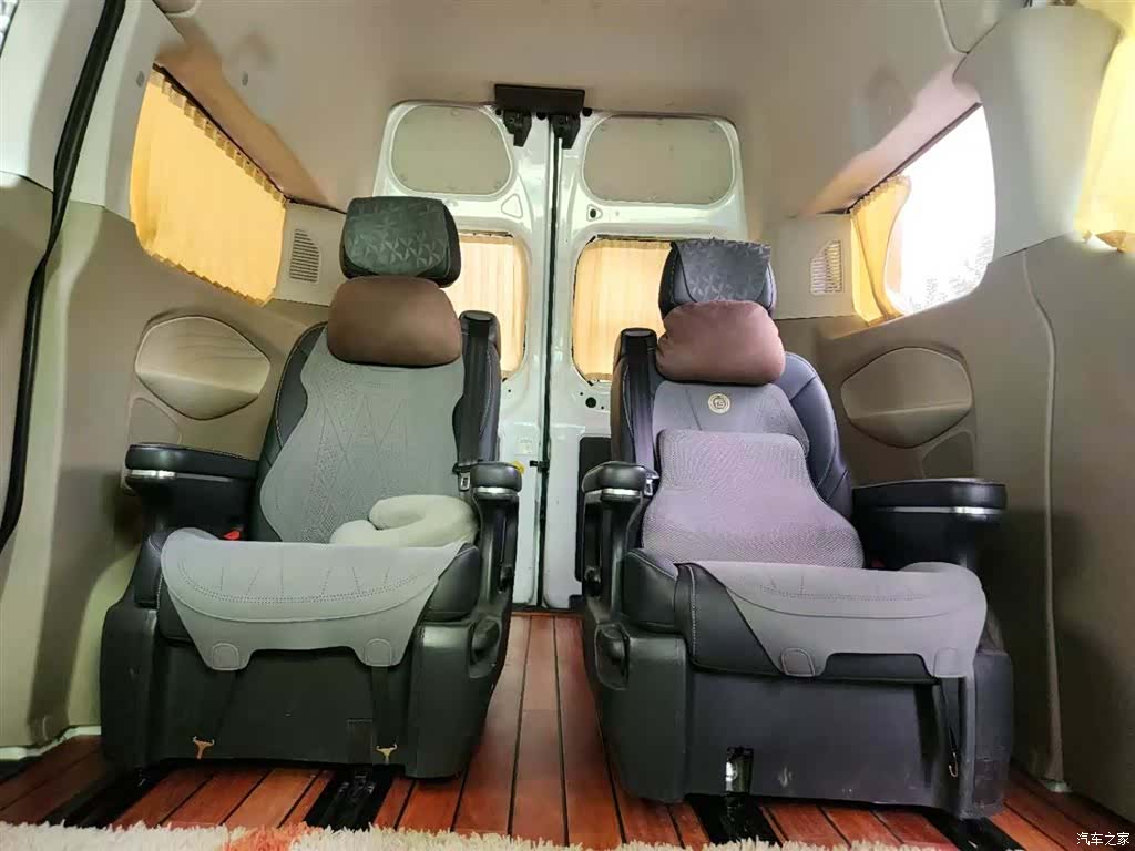 Ford 2.0TV, 2018 13