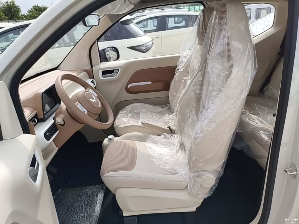Wuling MINIEV, 2026 15