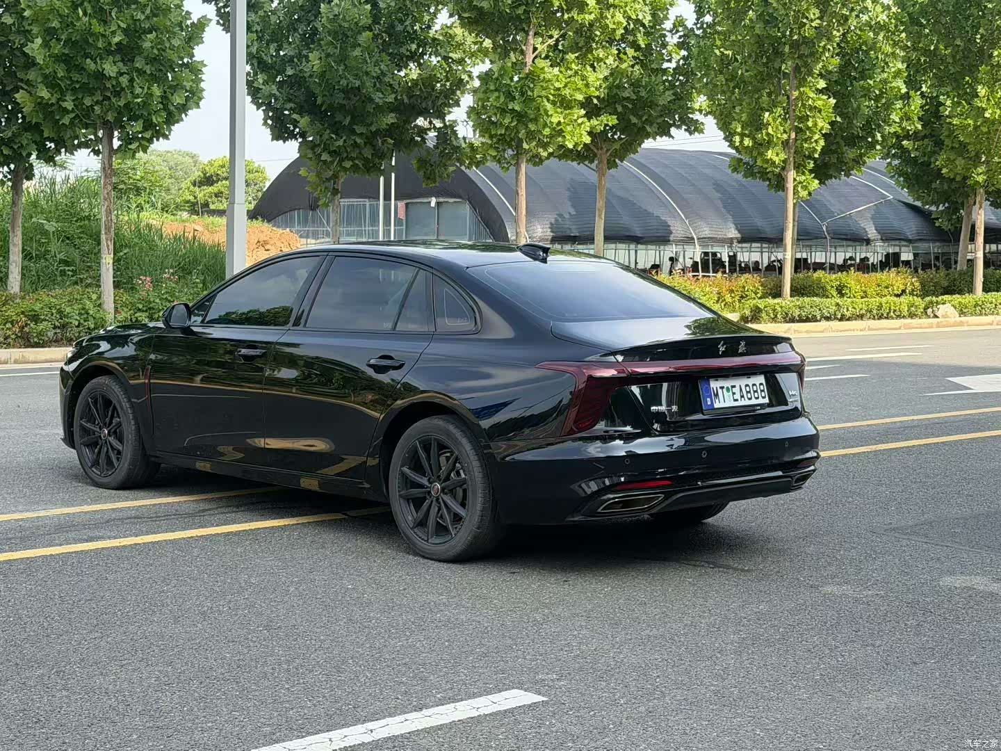 Hongqi H5, 2025 7