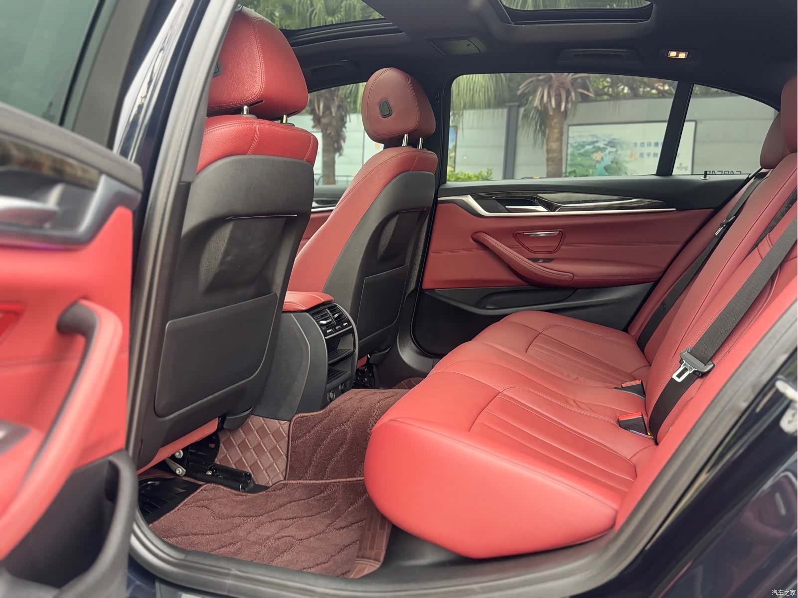 BMW 5 Series, 2018 9