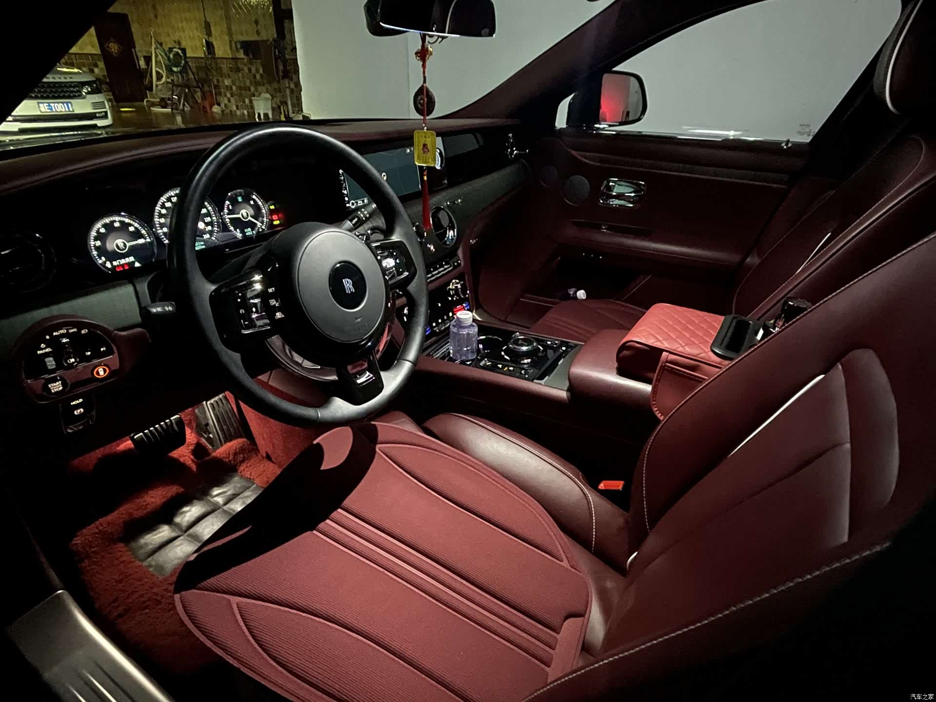Rolls-Royce Ghost, 2021 11