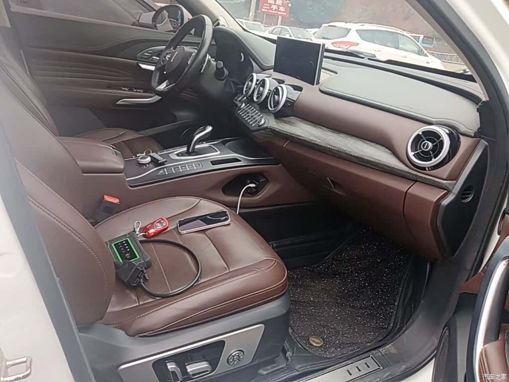WEY VV7, 2019 25