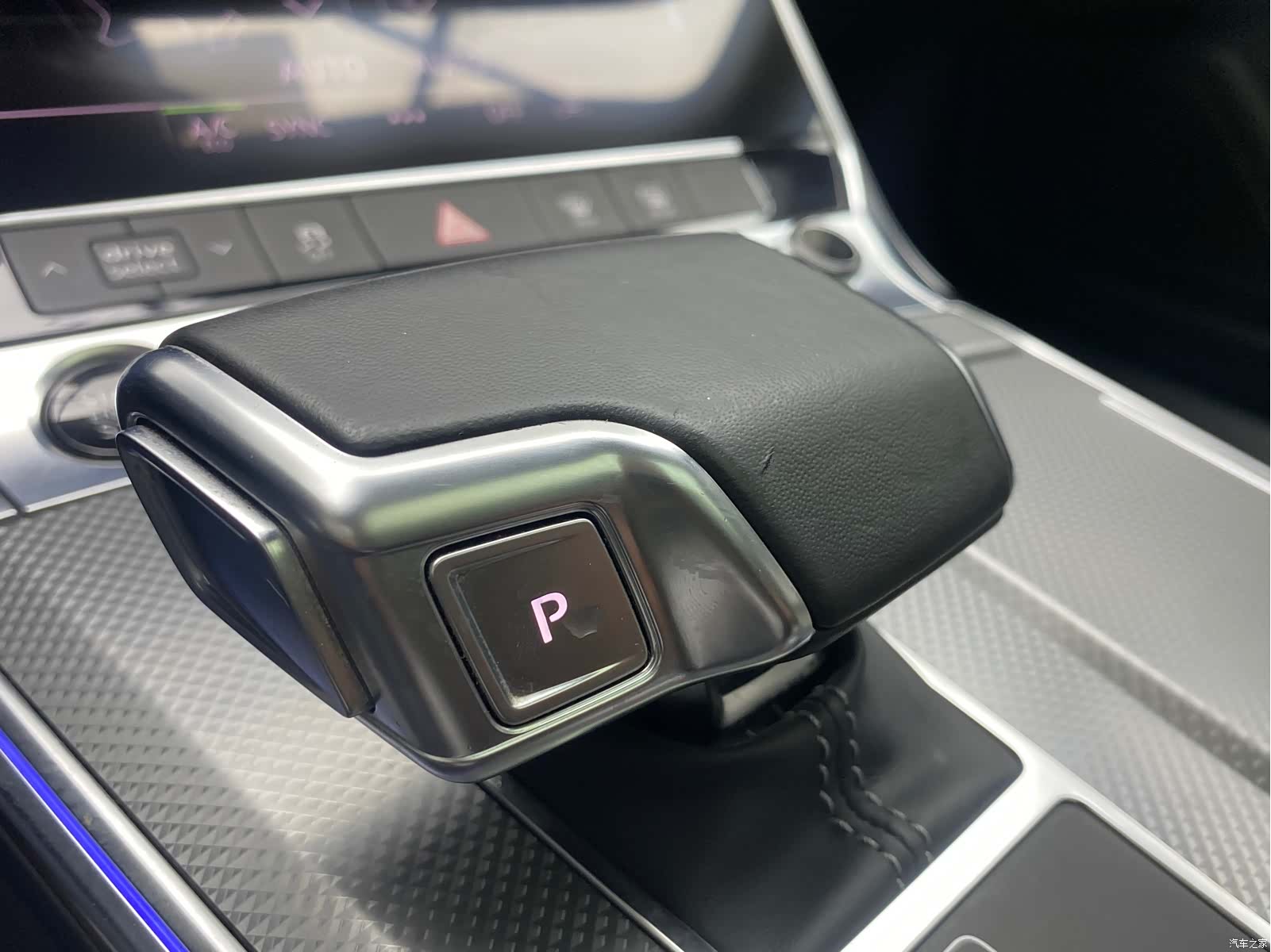 Audi A6L, 2022 11