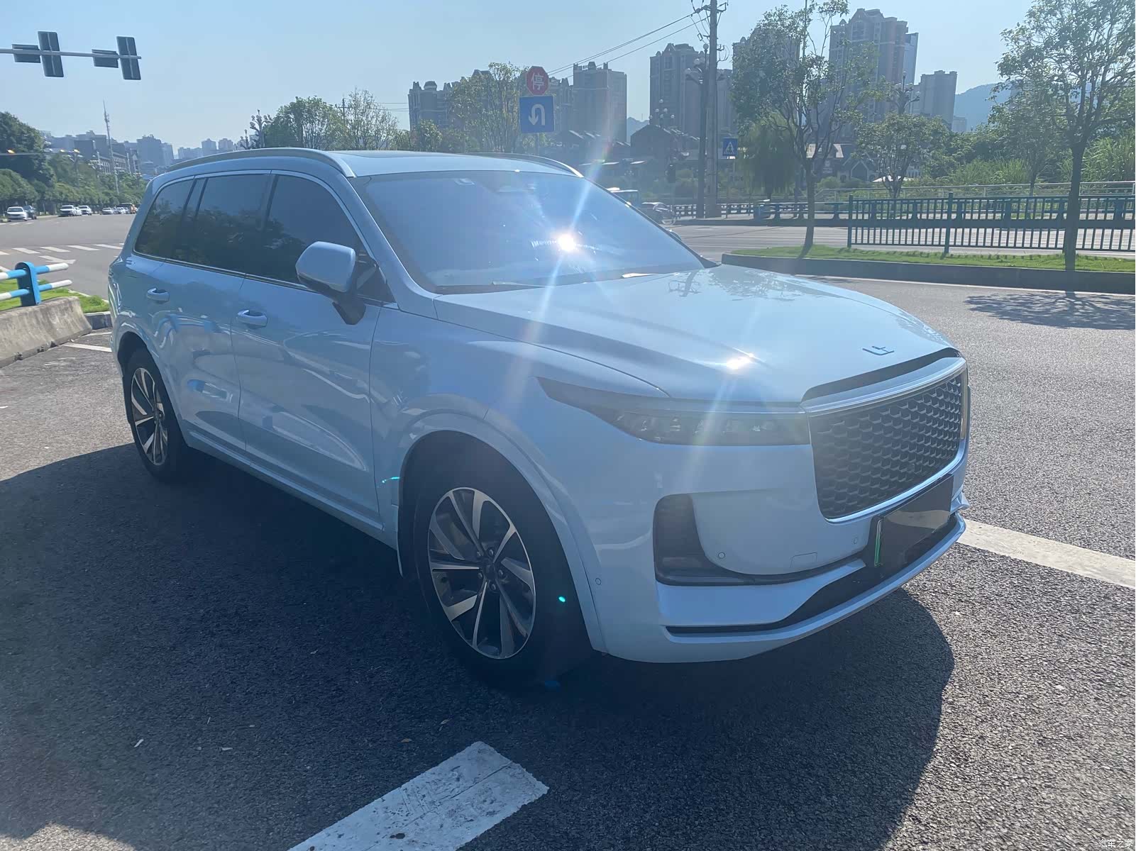 Li Auto ONE, 2022 3