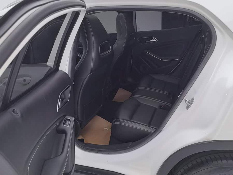 Mercedes-Benz GLA 2019, фото 11