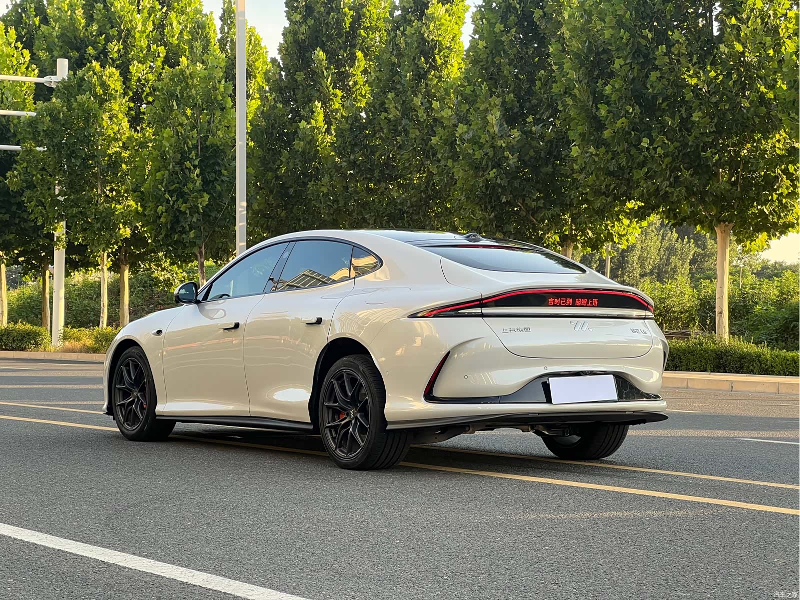 IM Motors L6, 2024 9
