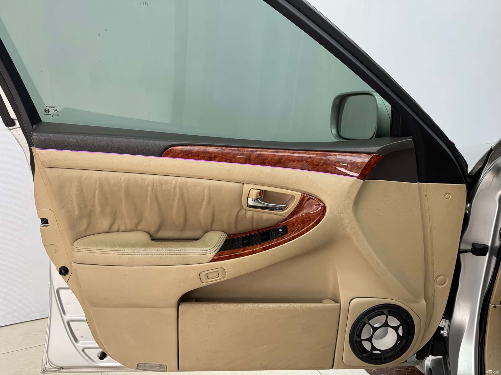 Toyota Crown, 2007 7