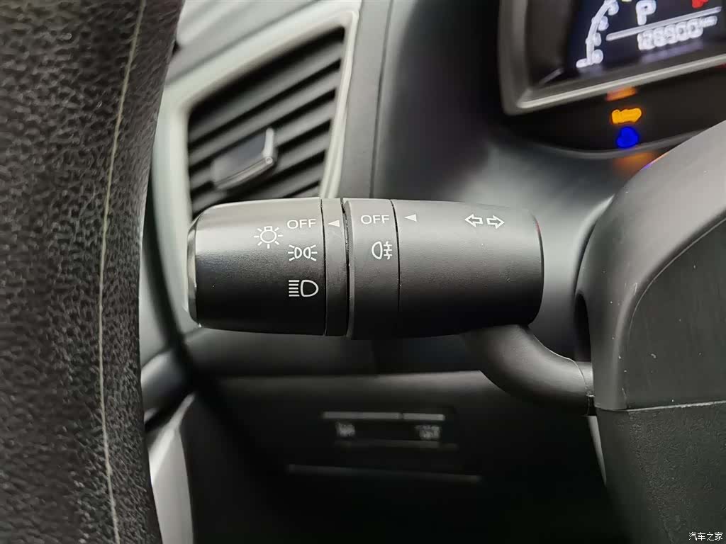 Mazda CX-4, 2019 21