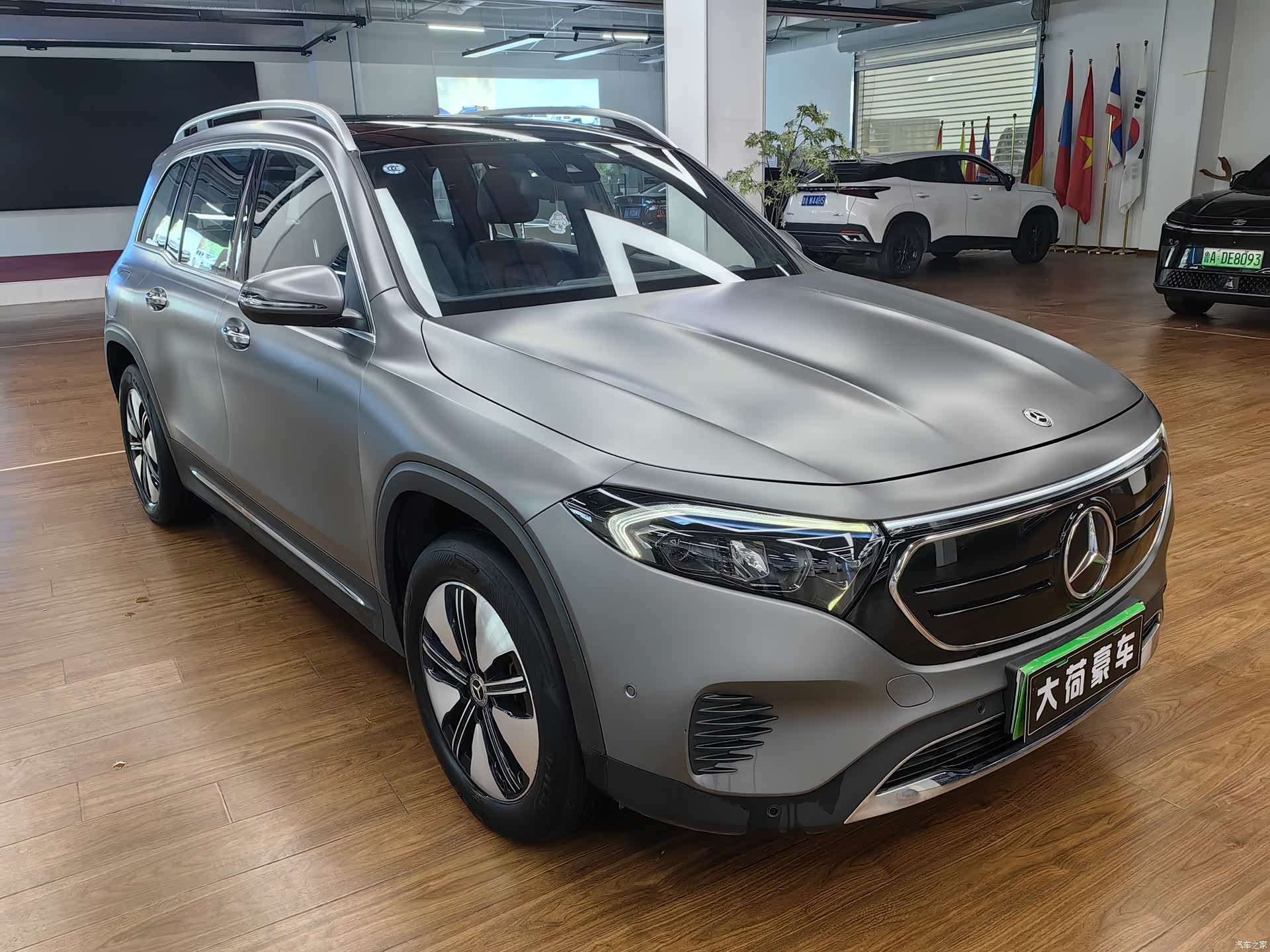 Mercedes-Benz EQB, 2023 3