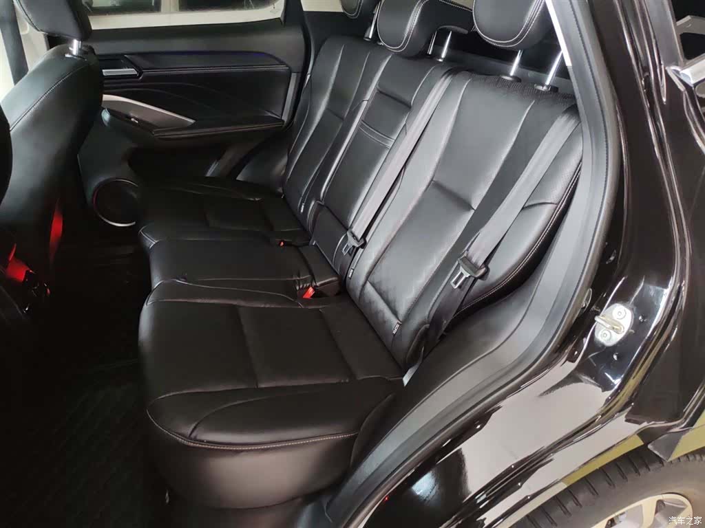 WEY VV6, 2020 13