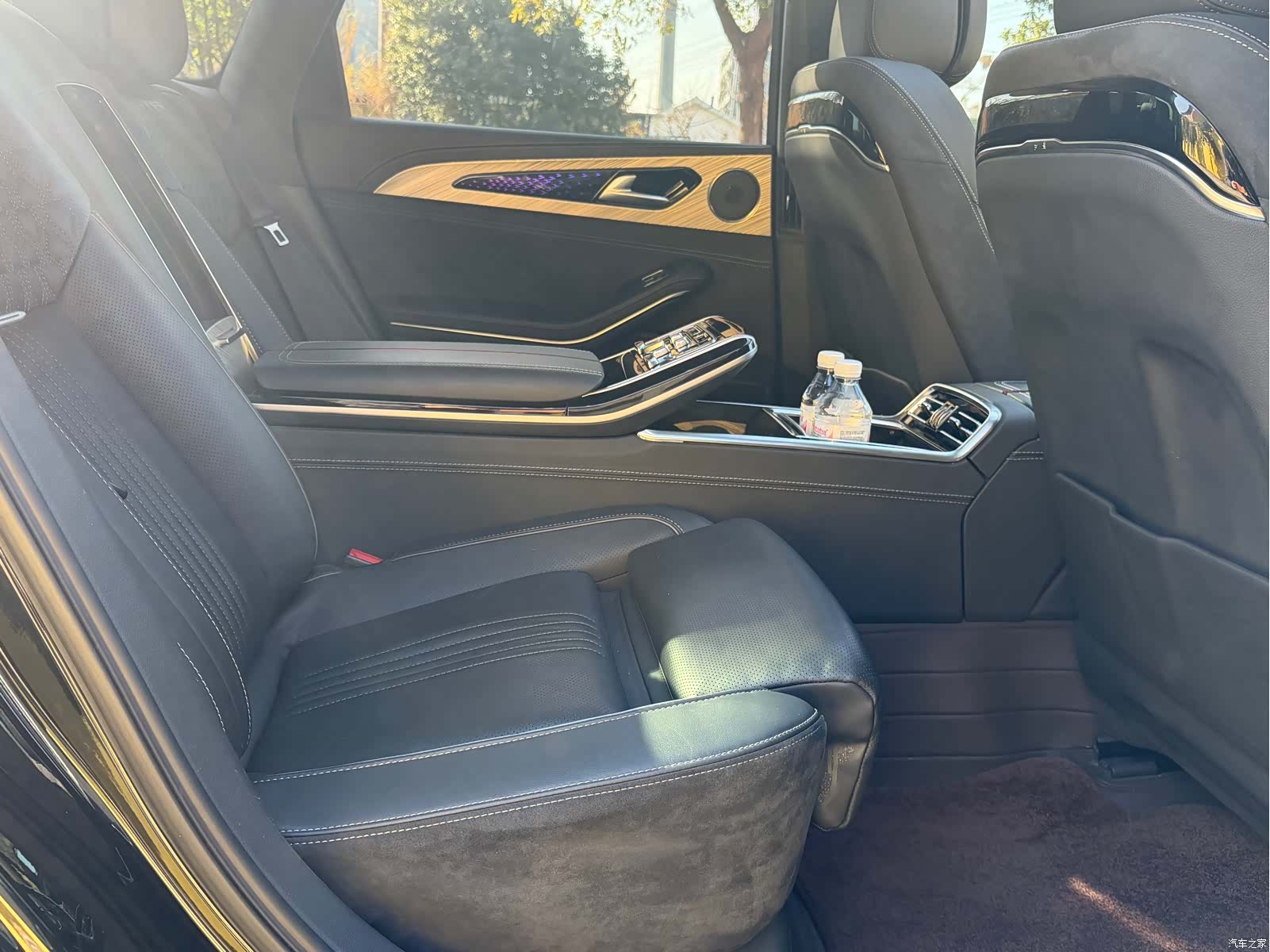 Hongqi H9, 2021 16