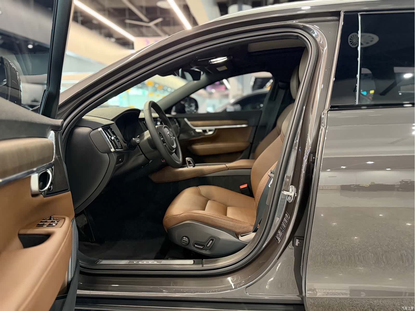 Volvo V90, 2023 7