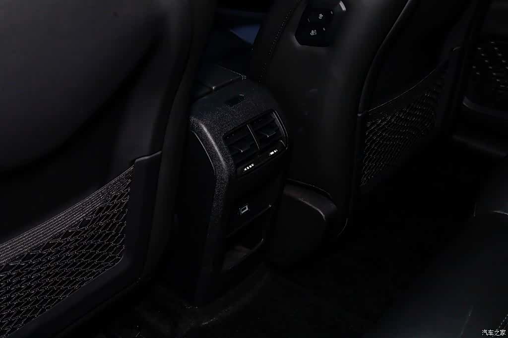 Citroen C5 X, 2022 11