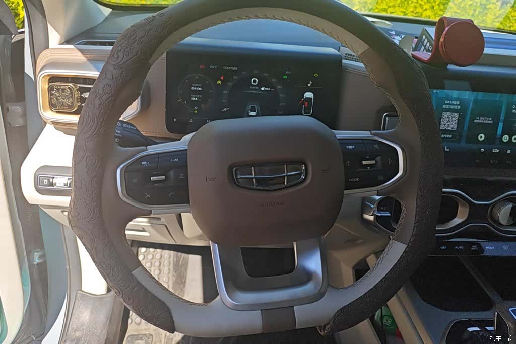 Geely Icon, 2021 15