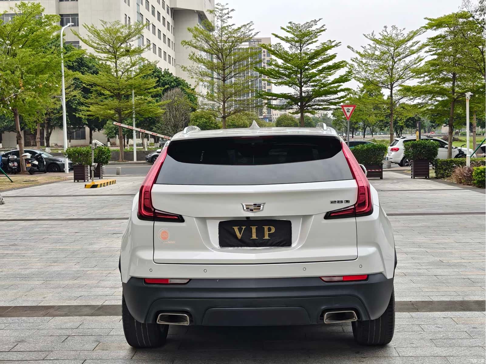 Cadillac XT4, 2019 13