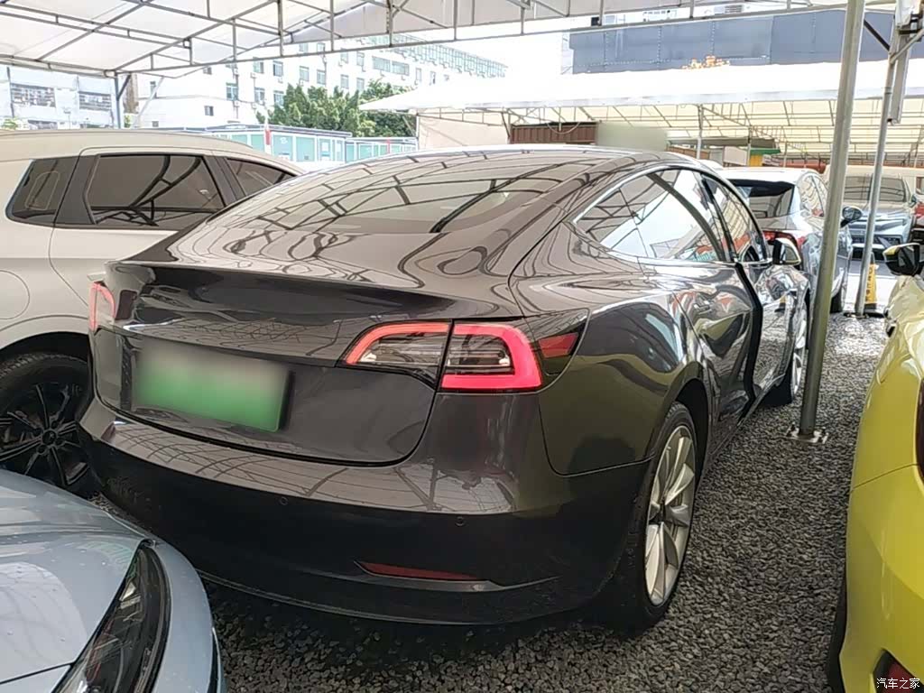 Tesla Model 3, 2020 7