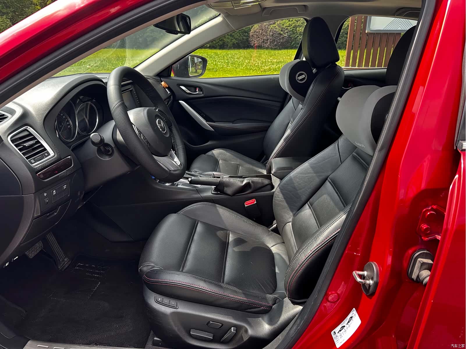 Mazda Atenza, 2016 10