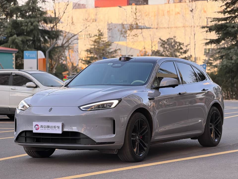 AITO Ask the world M5