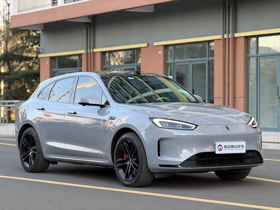 AITO Ask the world M5