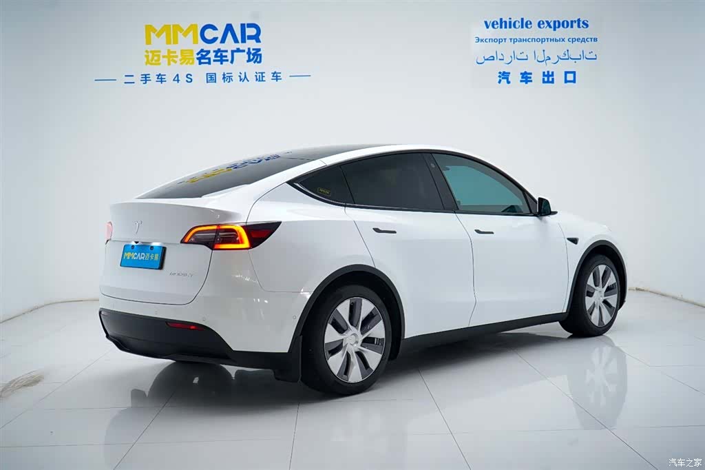 Tesla Model Y, 2022 3