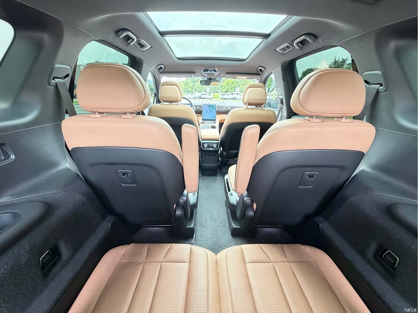NIO ES8, 2021 19