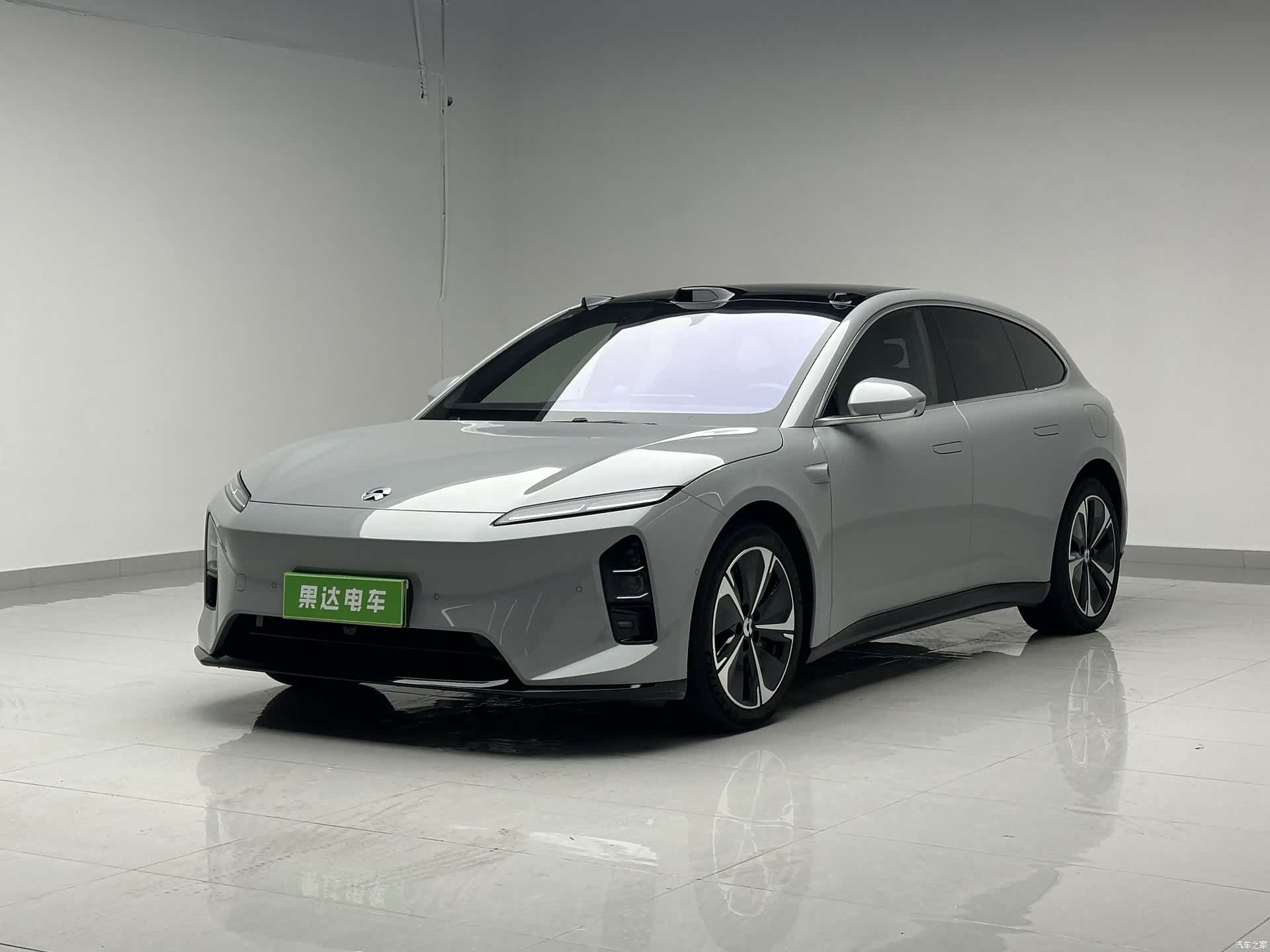 NIO ET5, 2025 1